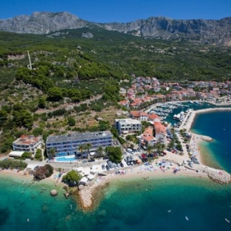 Hotel Sirena Подгора Екстериор снимка