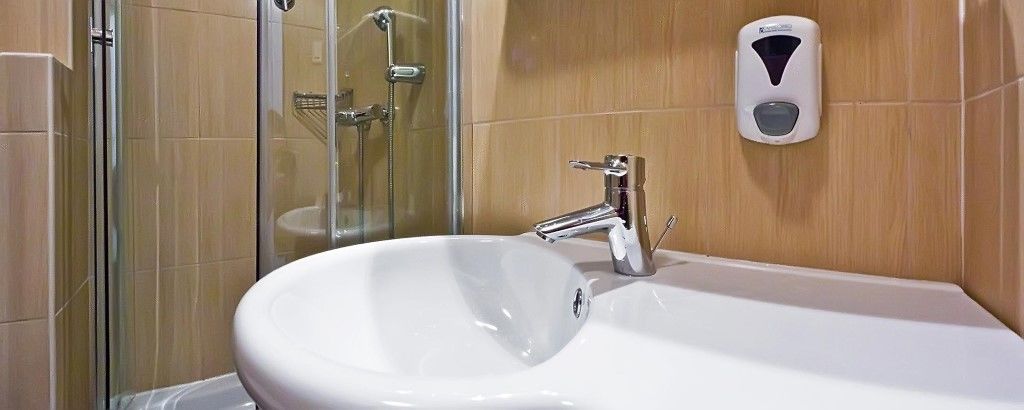 Hotel Sirena Подгора Екстериор снимка