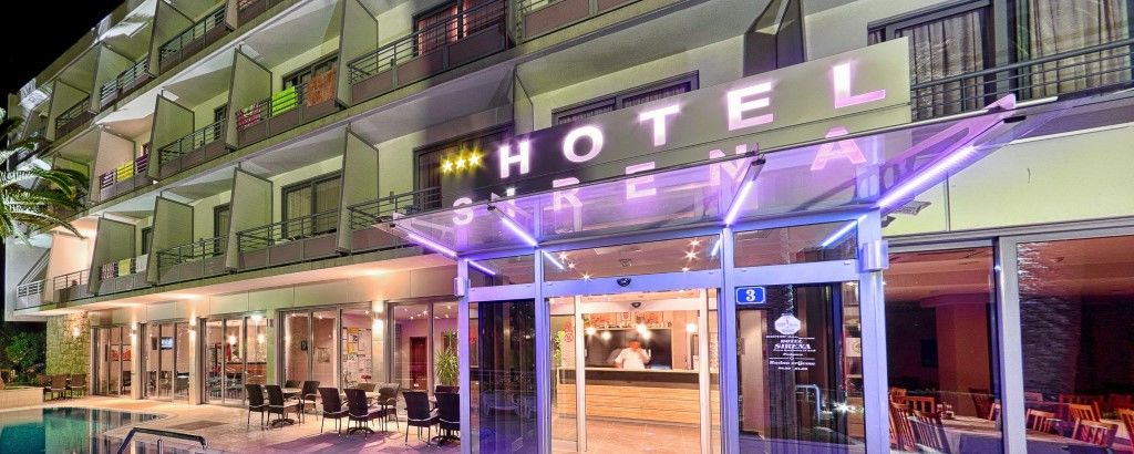 Hotel Sirena Подгора Екстериор снимка
